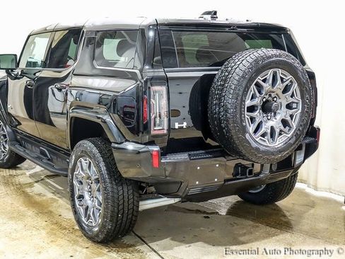 New 2026 GMC Hummer EV SUV image 6