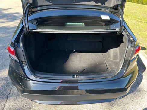 Used 2022 Toyota Corolla LE FWD image 10