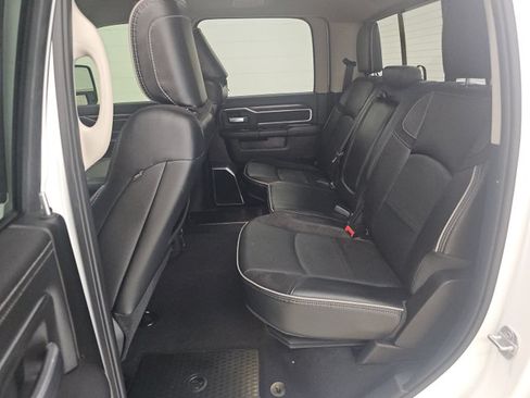 Used 2024 RAM 2500 Laramie w/ Safety Group AWD/4WD image 10