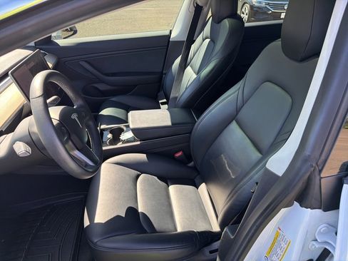 Used 2019 Tesla Model 3 Long Range image 9