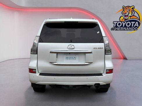 Used 2016 Lexus GX 460 Luxury w/ Preferred Accessory Package image 6