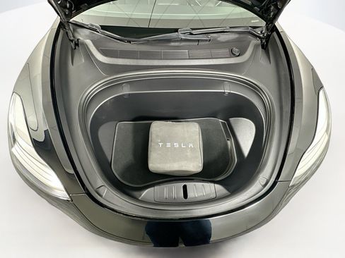 Used 2018 Tesla Model 3 Long Range image 31