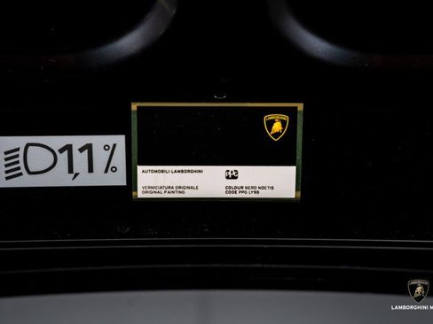 Used 2019 Lamborghini Huracan LP 580-2 image 6