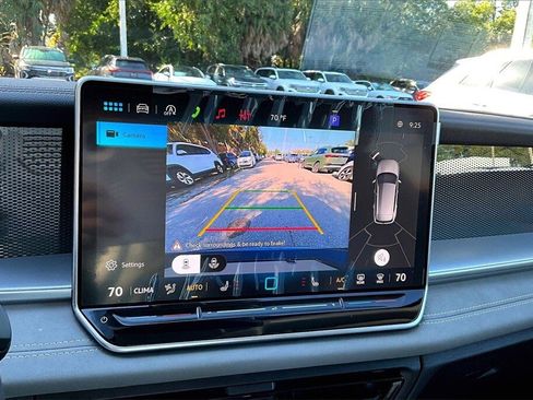 New 2026 Volkswagen Tiguan SE image 27