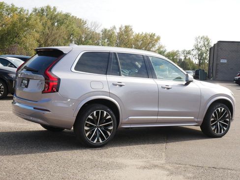 New 2026 Volvo XC90 B5 Plus image 3