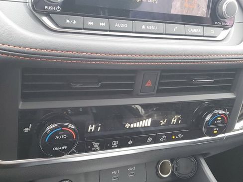 New 2026 Nissan Rogue SV image 30