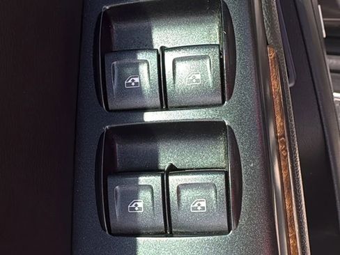 Used 2016 Chevrolet Tahoe LTZ AWD/4WD image 18