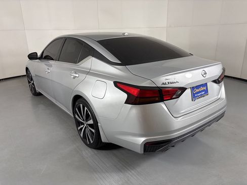 Used 2021 Nissan Altima 2.5 SR FWD image 6