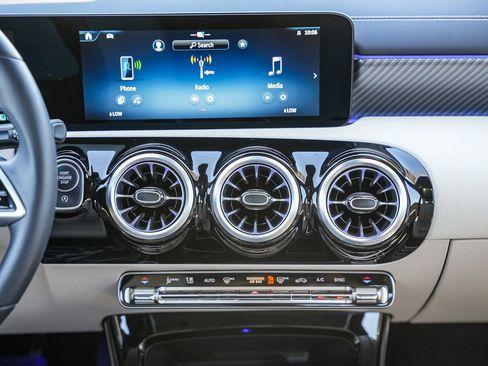 Certified 2026 Mercedes-Benz CLA 250 image 14