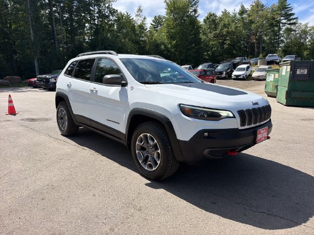 Used 2020 Jeep Cherokee Trailhawk AWD/4WD image 2