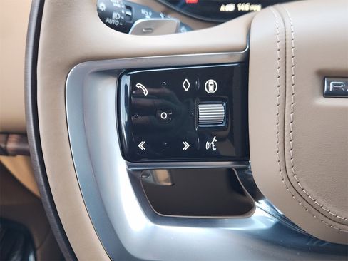 Used 2026 Land Rover Range Rover Long Wheelbase Autobiography image 26