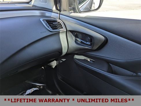 Used 2024 Nissan Murano SL image 19