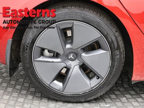 Used 2021 Tesla Model 3 Standard Range Plus image 27