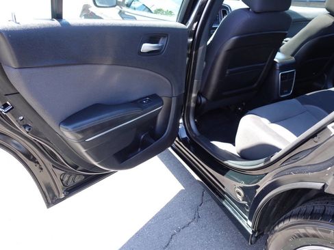Used 2015 Dodge Charger SE w/ Power Sunroof Group AWD/4WD image 22