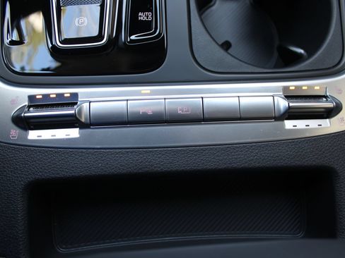 New 2026 Kia Carnival SX w/ SX Dark Edition Package FWD image 46