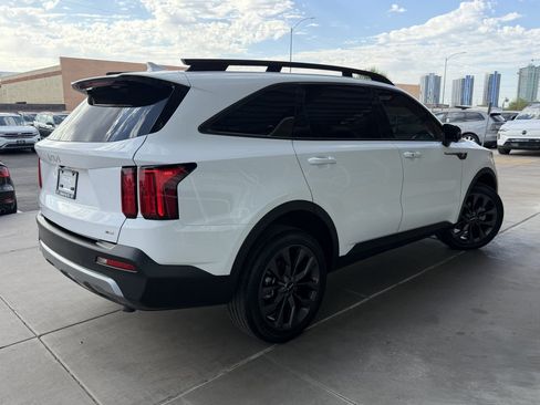 Used 2023 Kia Sorento SX Prestige AWD/4WD image 4