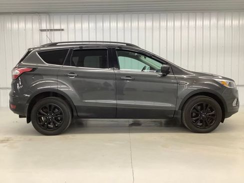 Used 2018 Ford Escape SE w/ SE SYNC Package AWD/4WD image 7
