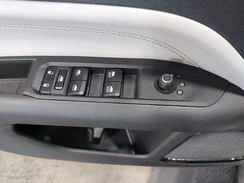 Used 2025 Jeep Compass Limited AWD/4WD image 44