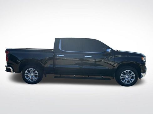 Used 2025 Chevrolet Silverado 1500 LTZ w/ Technology Package AWD/4WD image 5