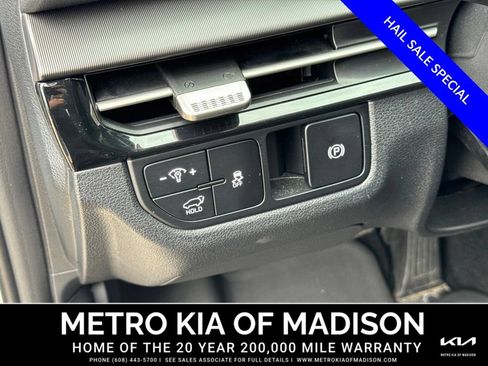 Used 2026 Kia Sportage SX FWD image 11