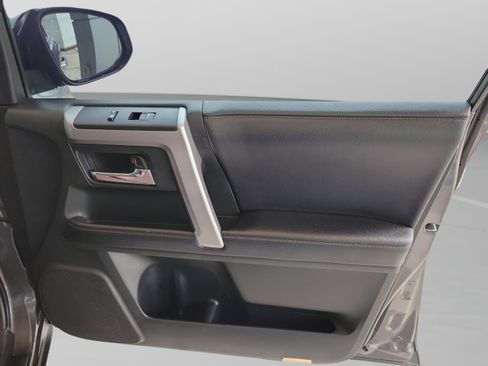Used 2018 Toyota 4Runner Limited image 25