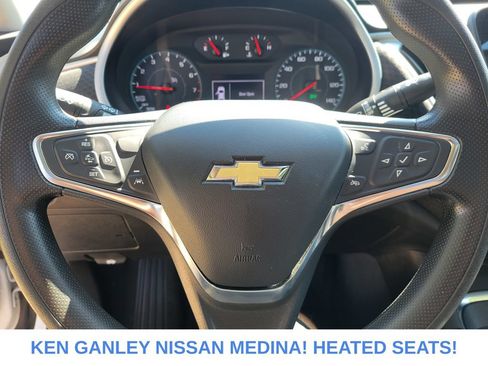 Used 2023 Chevrolet Malibu LT FWD image 31
