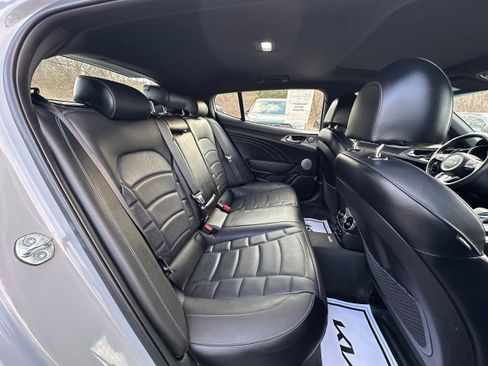 Used 2023 Kia Stinger GT2 image 13