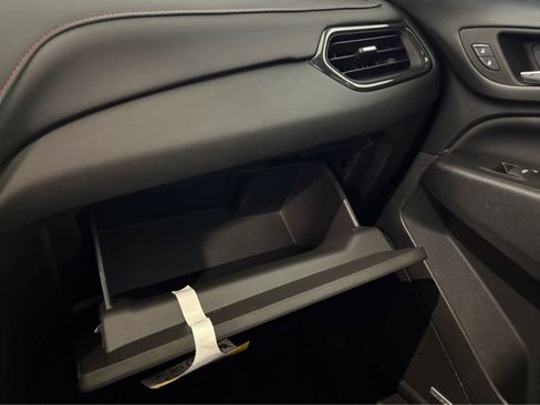 Certified 2023 Chevrolet Equinox RS w/ RS Leather Package image 24