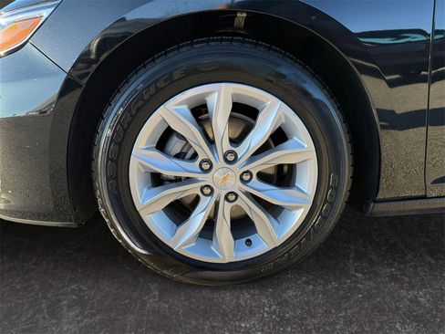 Certified 2024 Chevrolet Malibu LT image 9