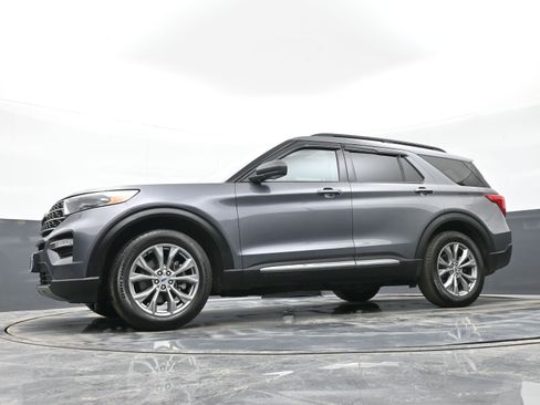 Used 2021 Ford Explorer XLT w/ Equipment Group 202A image 42