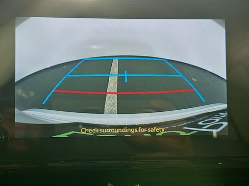 Used 2025 Toyota Corolla LE image 22