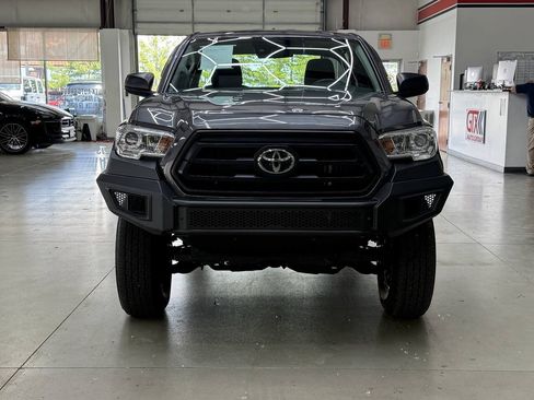 Used 2021 Toyota Tacoma SR AWD/4WD image 6