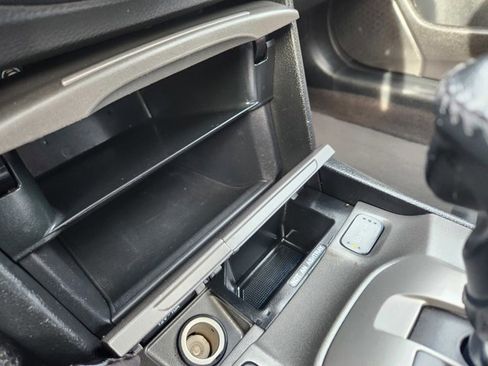 Used 2012 Honda Crosstour EX-L image 10