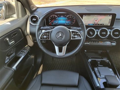 Certified 2021 Mercedes-Benz GLB 250 4MATIC image 14