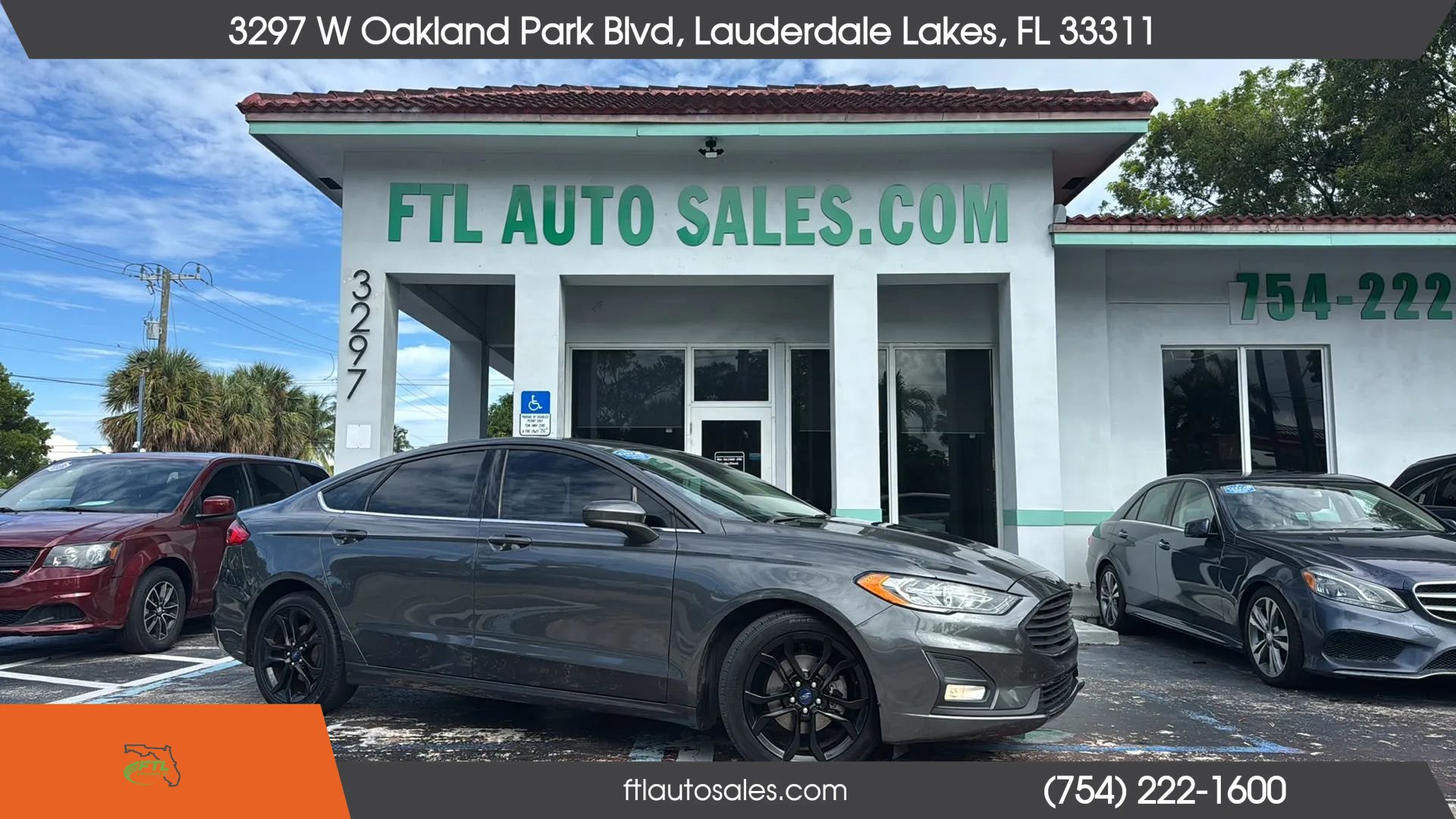 Used 2020 Ford Fusion SE w/ Equipment Group 151A FWD image 2