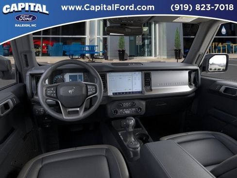 New 2025 Ford Bronco Outer Banks AWD/4WD image 9