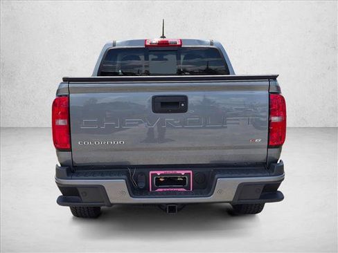Used 2022 Chevrolet Colorado Z71 RWD image 6
