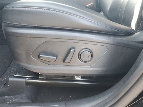 Certified 2023 Kia Sorento S w/ Panoramic Sunroof Package image 15