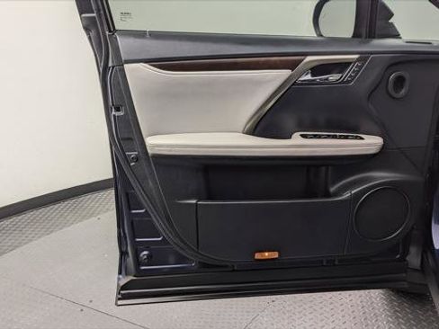 Used 2022 Lexus RX 350 FWD w/ Premium Package image 13