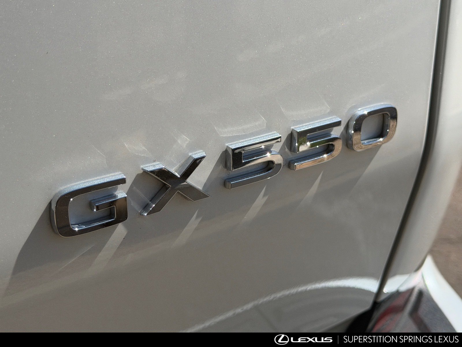 Used 2025 Lexus GX 550 w/ Accessory Package (2T) AWD/4WD image 9