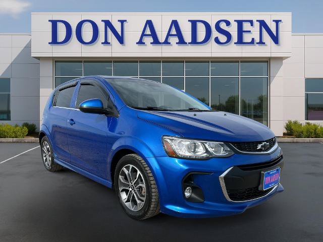 Used 2019 Chevrolet Sonic LT w/ Convenience Package FWD image 3