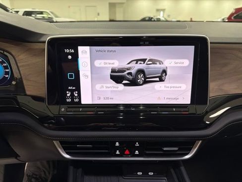 Used 2025 Volkswagen Atlas SE AWD/4WD image 21