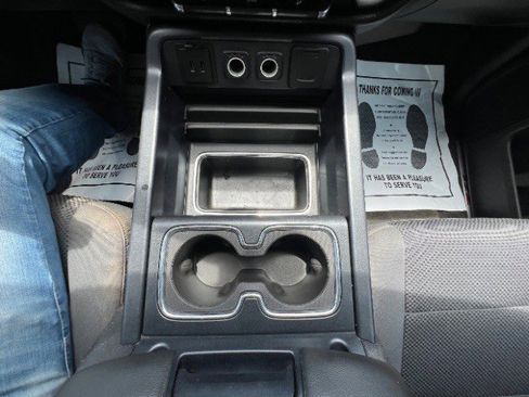 Used 2018 Chevrolet Silverado 1500 LT w/ Texas Edition image 41