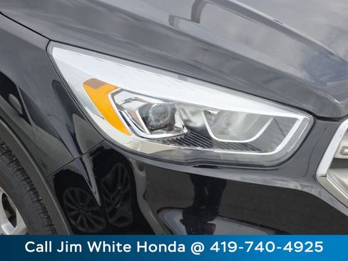 Used 2019 Ford Escape SEL image 13