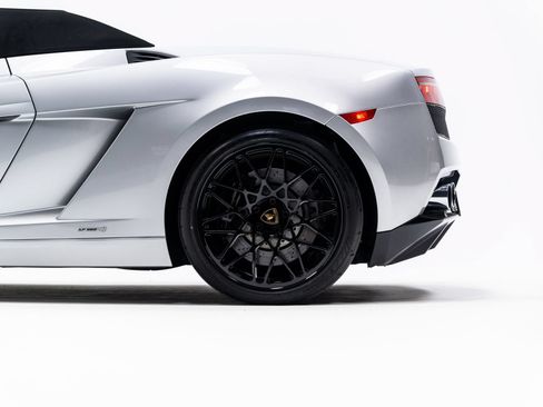 Used 2011 Lamborghini Gallardo LP 560-4 AWD/4WD image 10
