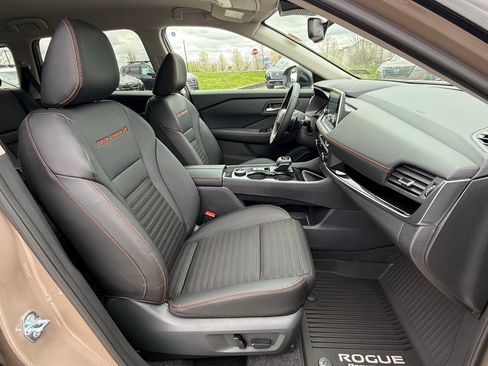 New 2026 Nissan Rogue SV image 15