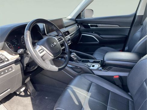 Used 2021 Kia Telluride EX w/ EX Premium Package image 13