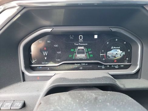 Used 2023 GMC Sierra 1500 Denali w/ Technology Package AWD/4WD image 13