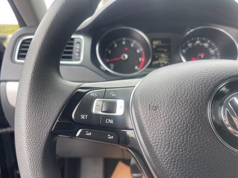 Used 2017 Volkswagen Jetta S FWD image 18
