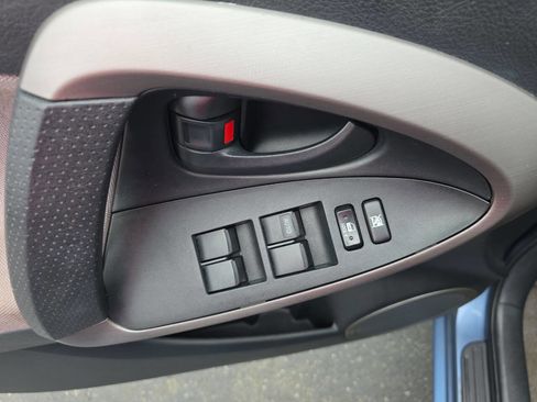 Used 2007 Toyota RAV4 4WD image 17